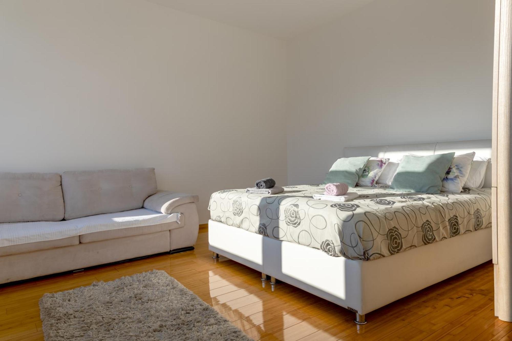 Central Apartment Mirza Σαράγεβο Εξωτερικό φωτογραφία